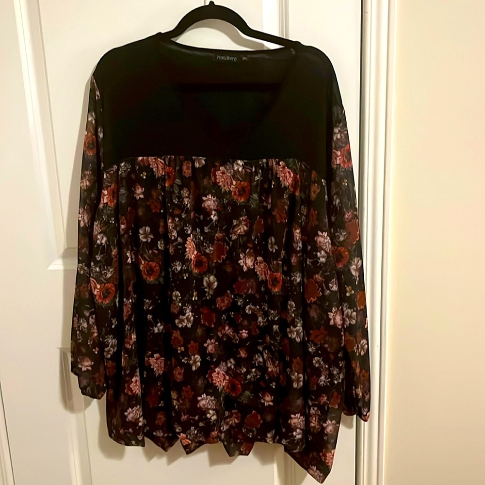 Plus size tunic top.